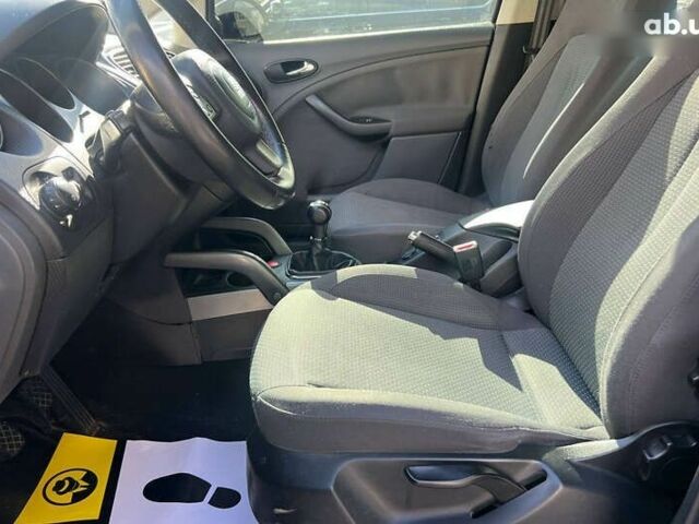 Сеат Алтеа, объемом двигателя 1.6 л и пробегом 150 тыс. км за 6500 $, фото 10 на Automoto.ua