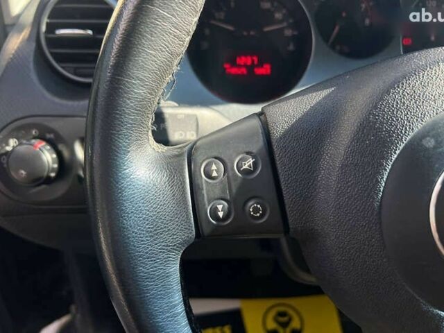 Сеат Алтеа, объемом двигателя 1.6 л и пробегом 150 тыс. км за 6500 $, фото 12 на Automoto.ua