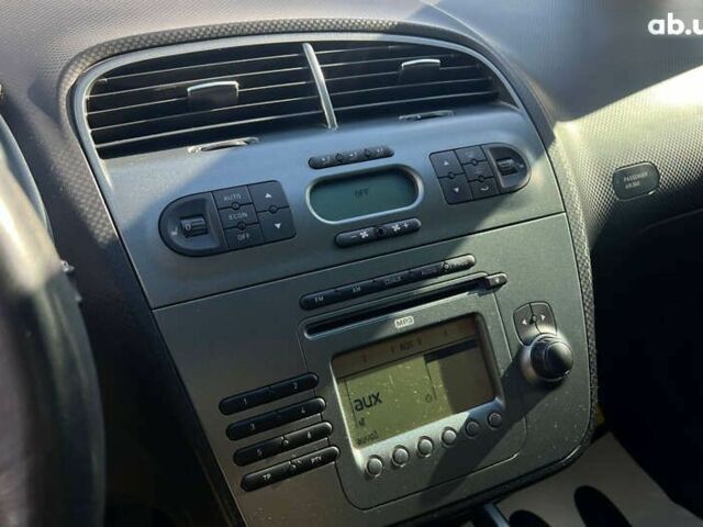 Сеат Алтеа, объемом двигателя 1.6 л и пробегом 150 тыс. км за 6500 $, фото 15 на Automoto.ua