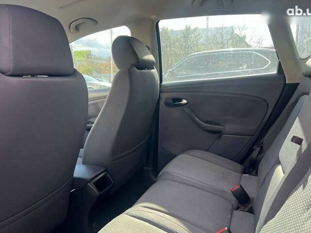 Сеат Алтеа, объемом двигателя 1.6 л и пробегом 150 тыс. км за 6500 $, фото 18 на Automoto.ua