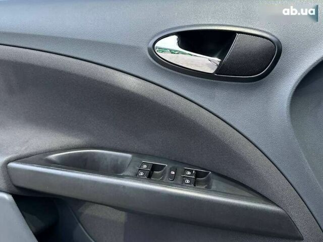 Сеат Алтеа, объемом двигателя 0 л и пробегом 287 тыс. км за 6350 $, фото 14 на Automoto.ua