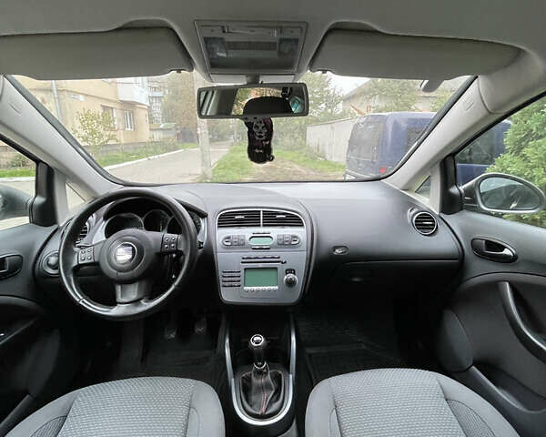 Сеат Алтеа, объемом двигателя 1.39 л и пробегом 250 тыс. км за 5800 $, фото 10 на Automoto.ua