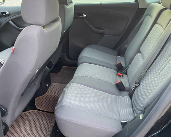 Сеат Алтеа, объемом двигателя 2 л и пробегом 271 тыс. км за 6800 $, фото 5 на Automoto.ua