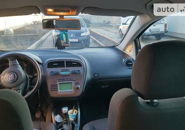 Сеат Altea, об'ємом двигуна 2 л та пробігом 253 тис. км за 7000 $, фото 4 на Automoto.ua