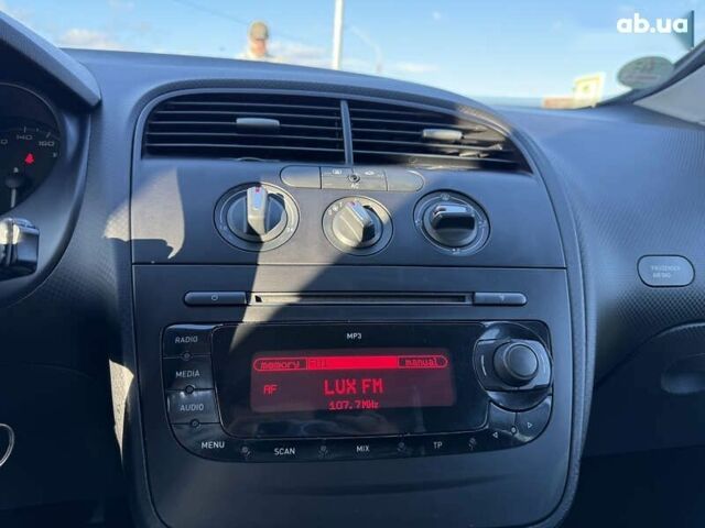 Сеат Altea, об'ємом двигуна 1.4 л та пробігом 222 тис. км за 5900 $, фото 16 на Automoto.ua