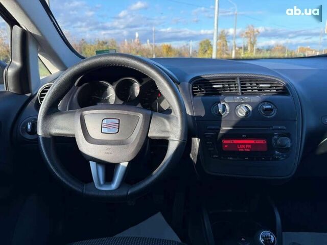 Сеат Алтеа, объемом двигателя 1.4 л и пробегом 222 тыс. км за 5700 $, фото 13 на Automoto.ua