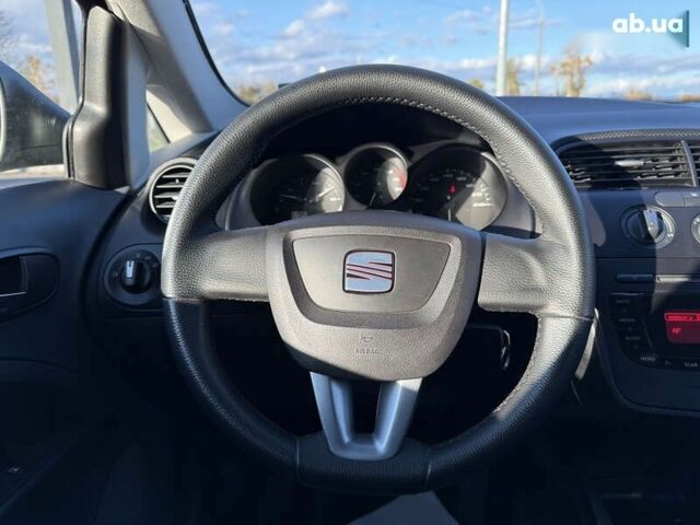 Сеат Altea, об'ємом двигуна 1.4 л та пробігом 222 тис. км за 5900 $, фото 14 на Automoto.ua