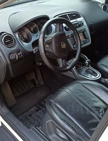 Сеат Altea, об'ємом двигуна 1.98 л та пробігом 234 тис. км за 6999 $, фото 9 на Automoto.ua