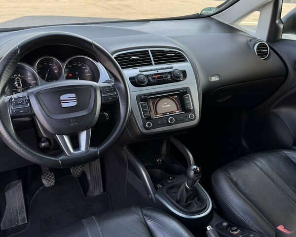 Сеат Altea, об'ємом двигуна 0 л та пробігом 250 тис. км за 7399 $, фото 15 на Automoto.ua