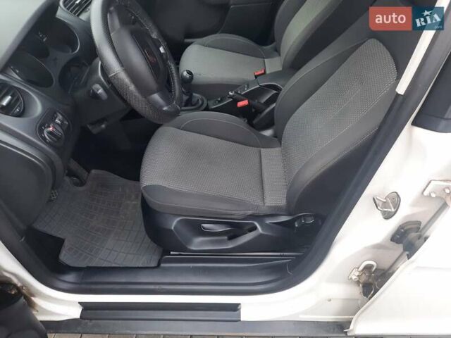 Сеат Алтеа, объемом двигателя 0 л и пробегом 145 тыс. км за 8600 $, фото 5 на Automoto.ua