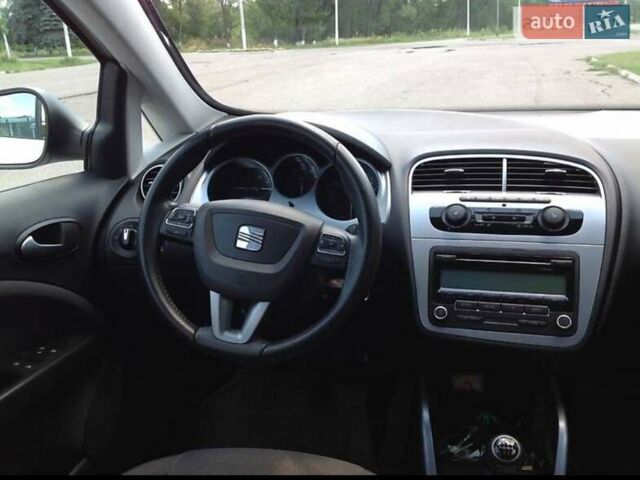 Сеат Алтеа, объемом двигателя 1.2 л и пробегом 91 тыс. км за 8600 $, фото 23 на Automoto.ua