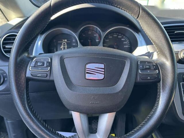 Сеат Алтеа, объемом двигателя 2 л и пробегом 216 тыс. км за 8700 $, фото 12 на Automoto.ua