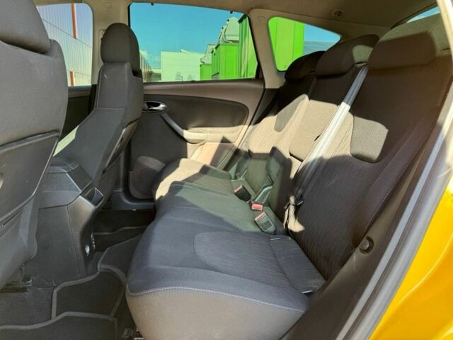 Жовтий Сеат Altea, об'ємом двигуна 2 л та пробігом 309 тис. км за 8500 $, фото 13 на Automoto.ua