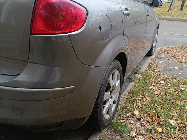 Серый Сеат Алтеа, объемом двигателя 1.6 л и пробегом 201 тыс. км за 5600 $, фото 6 на Automoto.ua