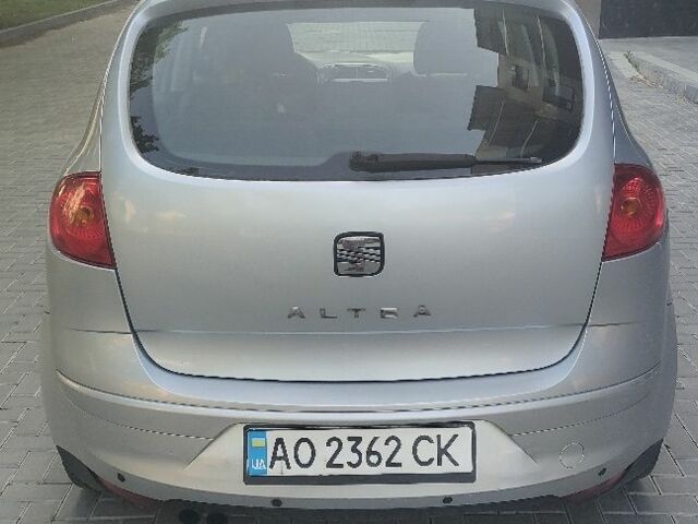 Серый Сеат Алтеа, объемом двигателя 2 л и пробегом 193 тыс. км за 4300 $, фото 3 на Automoto.ua