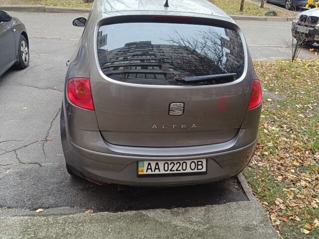 Серый Сеат Алтеа, объемом двигателя 1.6 л и пробегом 201 тыс. км за 5600 $, фото 5 на Automoto.ua
