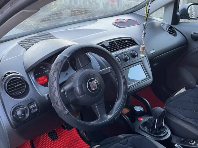 Сірий Сеат Altea, об'ємом двигуна 1.6 л та пробігом 272 тис. км за 3599 $, фото 7 на Automoto.ua