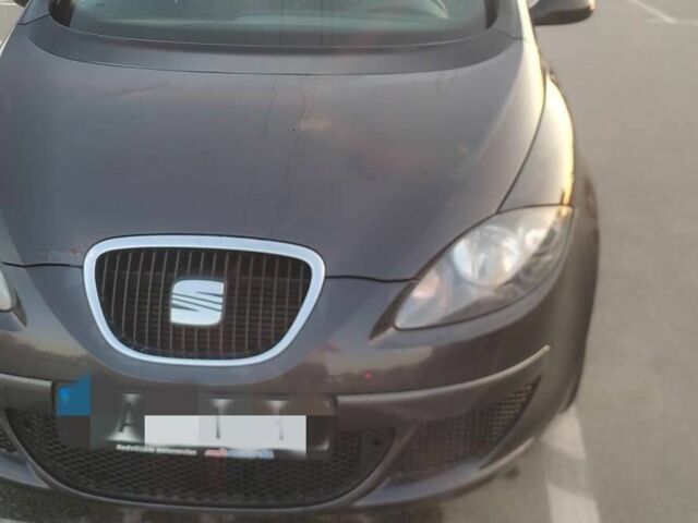 Сірий Сеат Altea, об'ємом двигуна 1.9 л та пробігом 330 тис. км за 4706 $, фото 3 на Automoto.ua