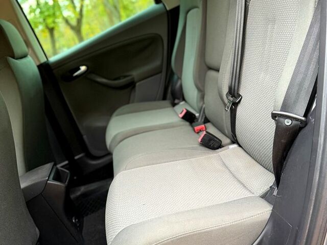 Серый Сеат Алтеа, объемом двигателя 2 л и пробегом 256 тыс. км за 5999 $, фото 8 на Automoto.ua