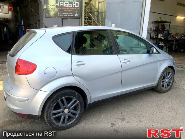Сірий Сеат Altea, об'ємом двигуна 1.6 л та пробігом 239 тис. км за 3700 $, фото 4 на Automoto.ua