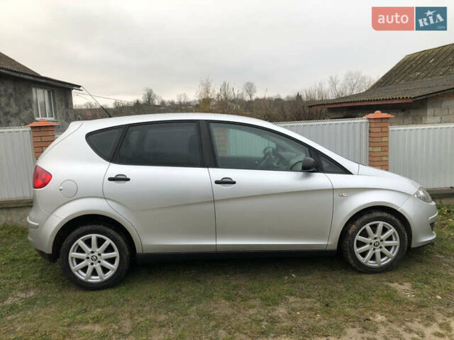 Серый Сеат Алтеа, объемом двигателя 1.6 л и пробегом 300 тыс. км за 4500 $, фото 11 на Automoto.ua