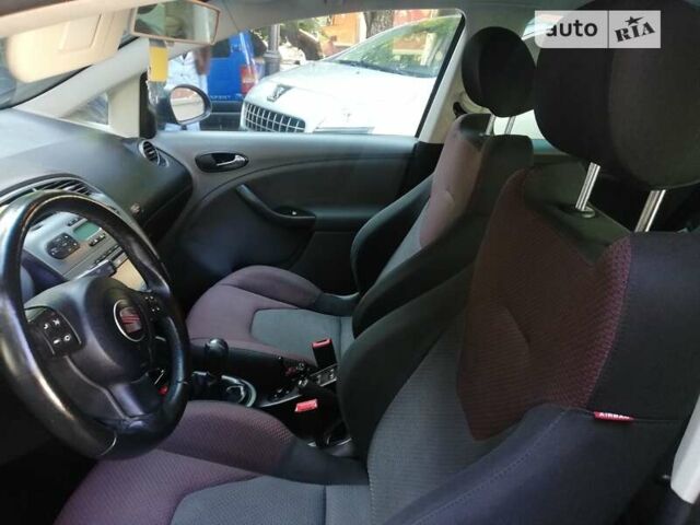 Сірий Сеат Altea, об'ємом двигуна 1.6 л та пробігом 294 тис. км за 5100 $, фото 26 на Automoto.ua