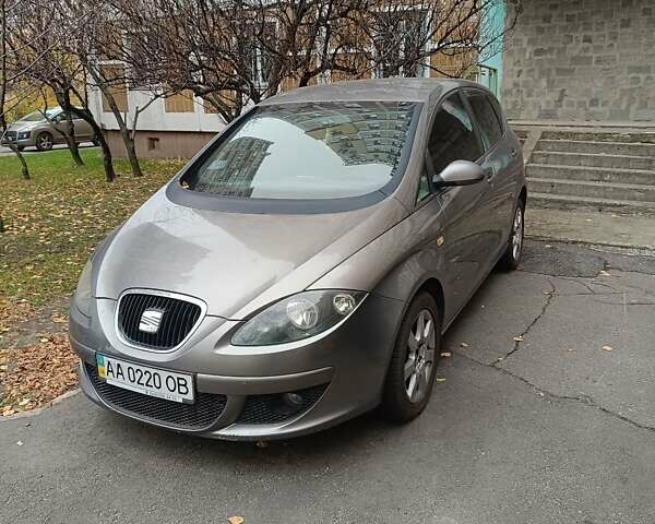 Серый Сеат Алтеа, объемом двигателя 1.6 л и пробегом 201 тыс. км за 5600 $, фото 8 на Automoto.ua