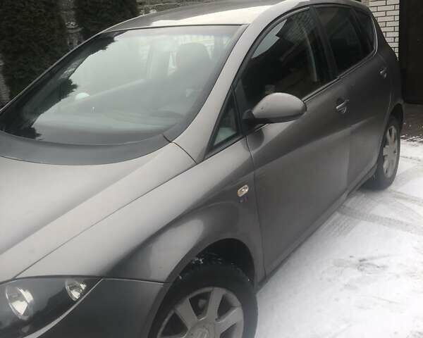 Серый Сеат Алтеа, объемом двигателя 2 л и пробегом 315 тыс. км за 4300 $, фото 12 на Automoto.ua