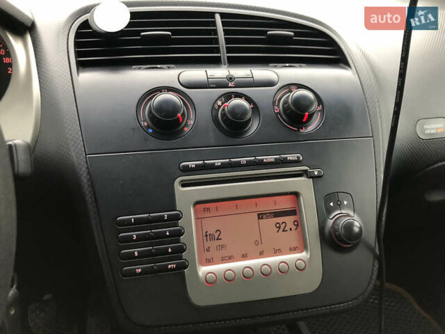 Серый Сеат Алтеа, объемом двигателя 1.6 л и пробегом 300 тыс. км за 4500 $, фото 14 на Automoto.ua