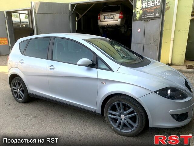 Сірий Сеат Altea, об'ємом двигуна 1.6 л та пробігом 239 тис. км за 3700 $, фото 3 на Automoto.ua
