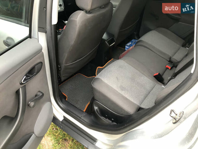 Серый Сеат Алтеа, объемом двигателя 1.6 л и пробегом 300 тыс. км за 4500 $, фото 20 на Automoto.ua