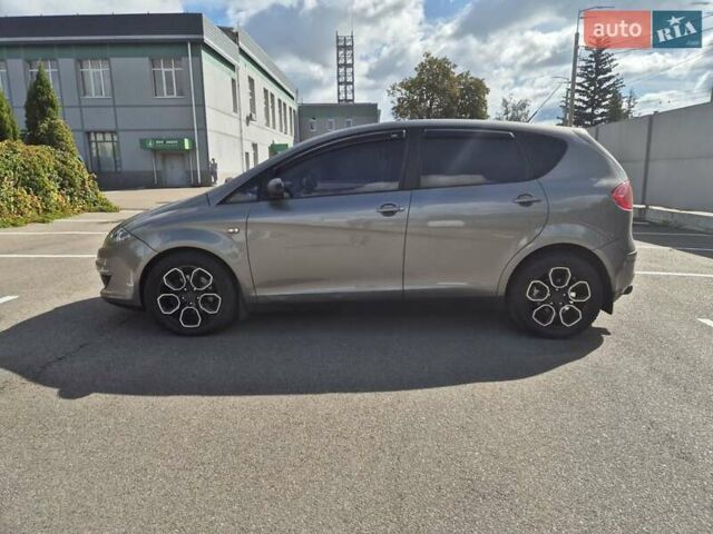 Сірий Сеат Altea, об'ємом двигуна 1.97 л та пробігом 192 тис. км за 6500 $, фото 3 на Automoto.ua