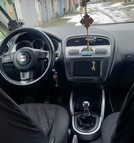 Серый Сеат Алтеа, объемом двигателя 1.6 л и пробегом 342 тыс. км за 5500 $, фото 11 на Automoto.ua