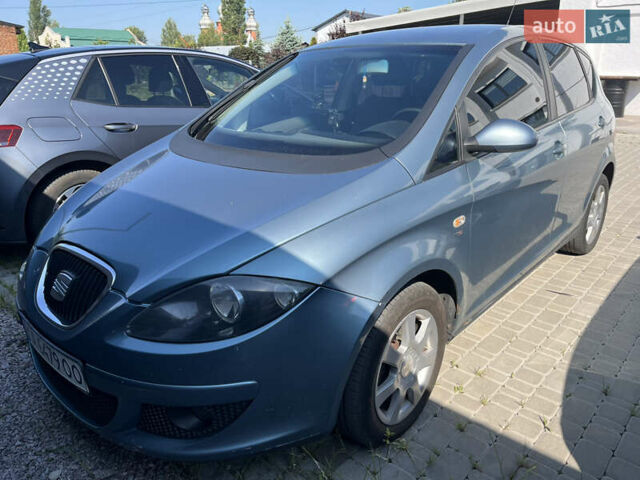 Серый Сеат Алтеа, объемом двигателя 1.98 л и пробегом 271 тыс. км за 5350 $, фото 1 на Automoto.ua