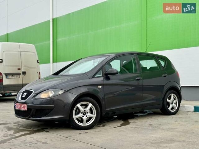 Серый Сеат Алтеа, объемом двигателя 1.6 л и пробегом 223 тыс. км за 5800 $, фото 12 на Automoto.ua