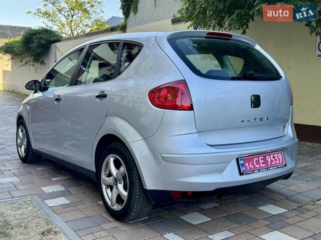 Сірий Сеат Altea, об'ємом двигуна 1.6 л та пробігом 188 тис. км за 5499 $, фото 12 на Automoto.ua