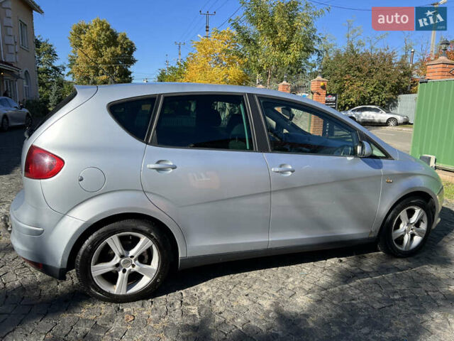 Серый Сеат Алтеа, объемом двигателя 2 л и пробегом 321 тыс. км за 5900 $, фото 5 на Automoto.ua