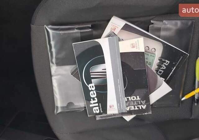 Серый Сеат Алтеа, объемом двигателя 2 л и пробегом 230 тыс. км за 4900 $, фото 2 на Automoto.ua