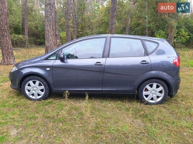 Сірий Сеат Altea, об'ємом двигуна 1.6 л та пробігом 270 тис. км за 3800 $, фото 3 на Automoto.ua