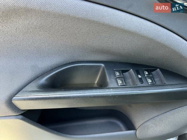 Серый Сеат Алтеа, объемом двигателя 2 л и пробегом 321 тыс. км за 5900 $, фото 9 на Automoto.ua