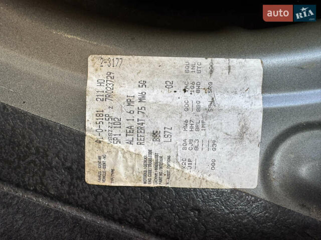 Сірий Сеат Altea, об'ємом двигуна 1.6 л та пробігом 262 тис. км за 6100 $, фото 23 на Automoto.ua