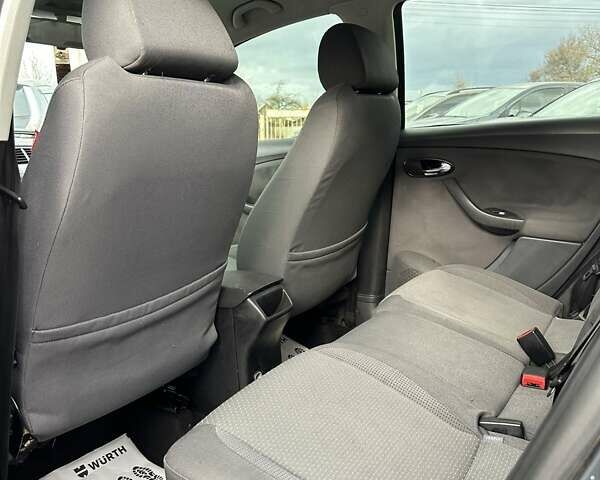 Сірий Сеат Altea, об'ємом двигуна 1.6 л та пробігом 281 тис. км за 4900 $, фото 16 на Automoto.ua