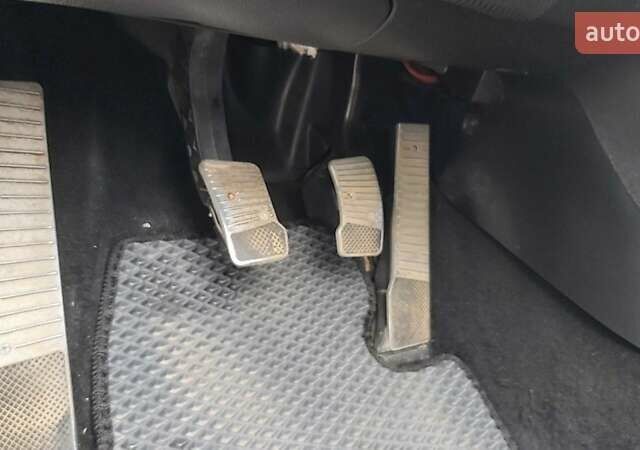 Серый Сеат Алтеа, объемом двигателя 2 л и пробегом 230 тыс. км за 4900 $, фото 12 на Automoto.ua