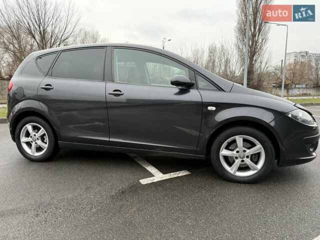 Серый Сеат Алтеа, объемом двигателя 1.6 л и пробегом 207 тыс. км за 4600 $, фото 4 на Automoto.ua