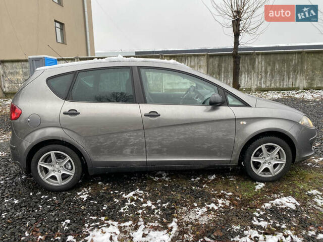 Серый Сеат Алтеа, объемом двигателя 1.6 л и пробегом 240 тыс. км за 5500 $, фото 6 на Automoto.ua
