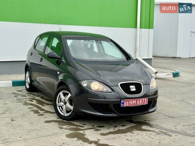 Серый Сеат Алтеа, объемом двигателя 1.6 л и пробегом 223 тыс. км за 5800 $, фото 2 на Automoto.ua