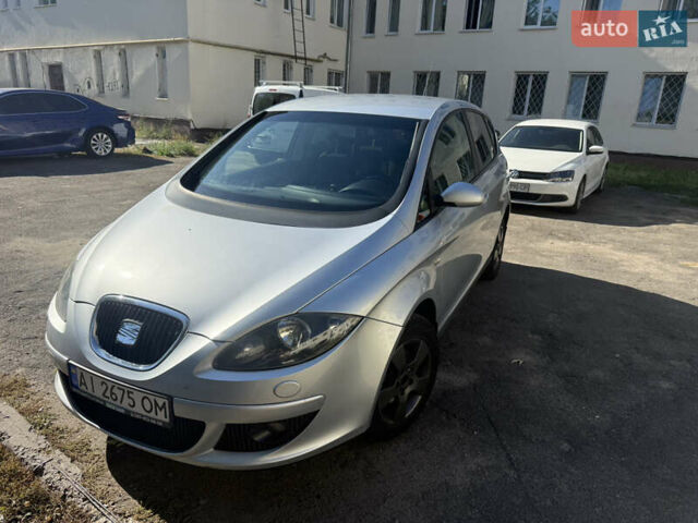 Сірий Сеат Altea, об'ємом двигуна 1.9 л та пробігом 392 тис. км за 5300 $, фото 1 на Automoto.ua