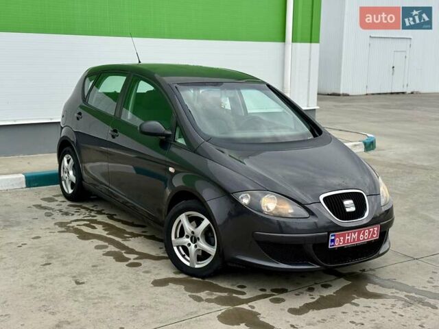 Серый Сеат Алтеа, объемом двигателя 1.6 л и пробегом 223 тыс. км за 5800 $, фото 4 на Automoto.ua
