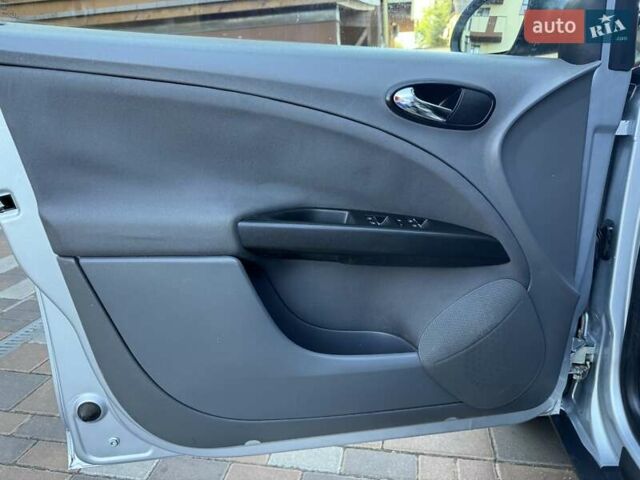 Сірий Сеат Altea, об'ємом двигуна 1.6 л та пробігом 188 тис. км за 5499 $, фото 27 на Automoto.ua