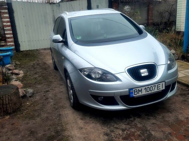 Серый Сеат Алтеа, объемом двигателя 1.6 л и пробегом 211 тыс. км за 7200 $, фото 2 на Automoto.ua